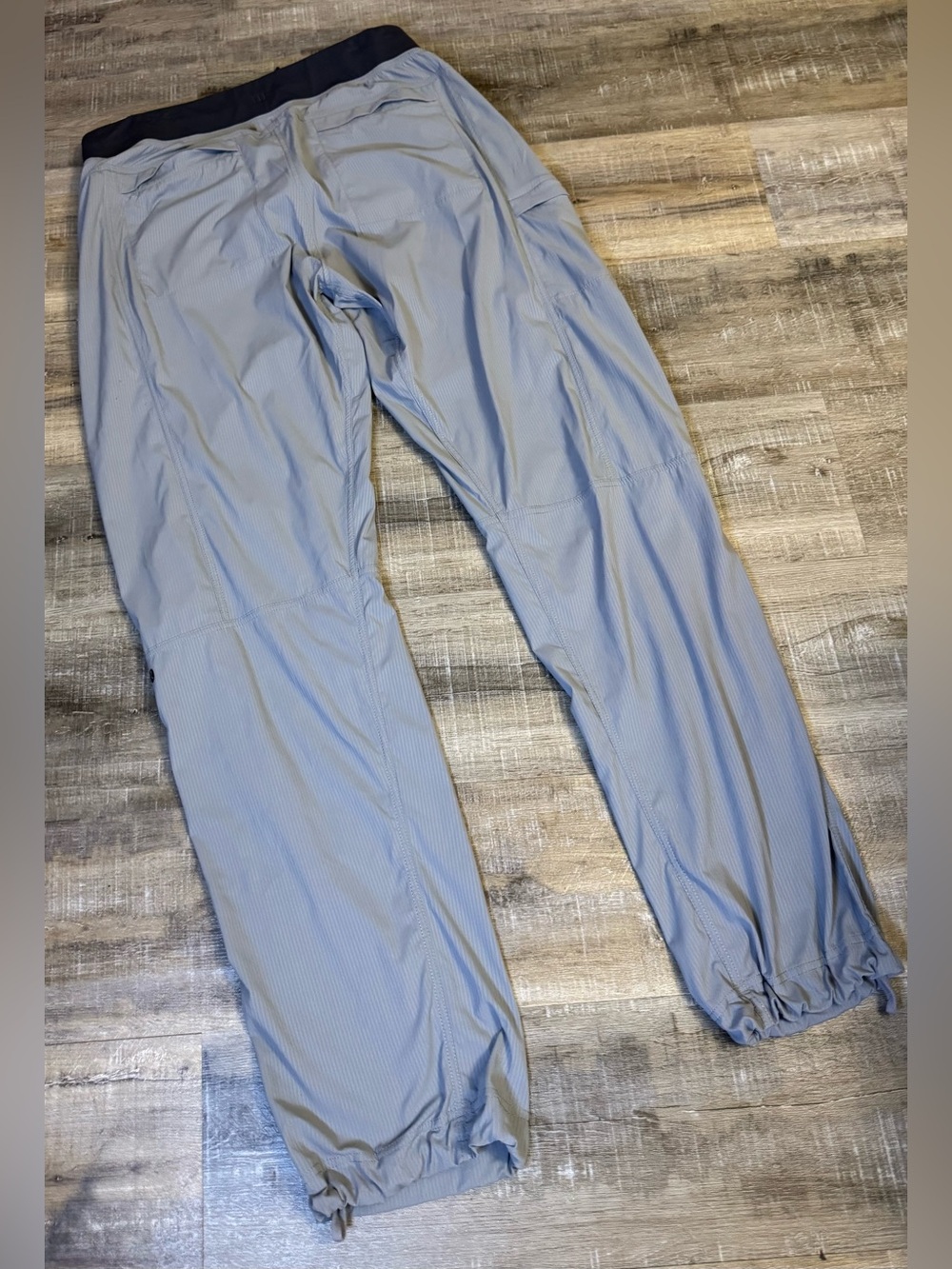 Lululemon Men’s Gray Jogger Pants Size XL 34x34 Stretch Drawcord Hem - Picture 3 of 13